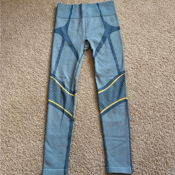 Fabletics Leggings - Picture 1 of 4